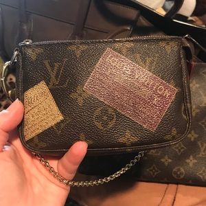 Louis Vuitton mini pochette - limited edition